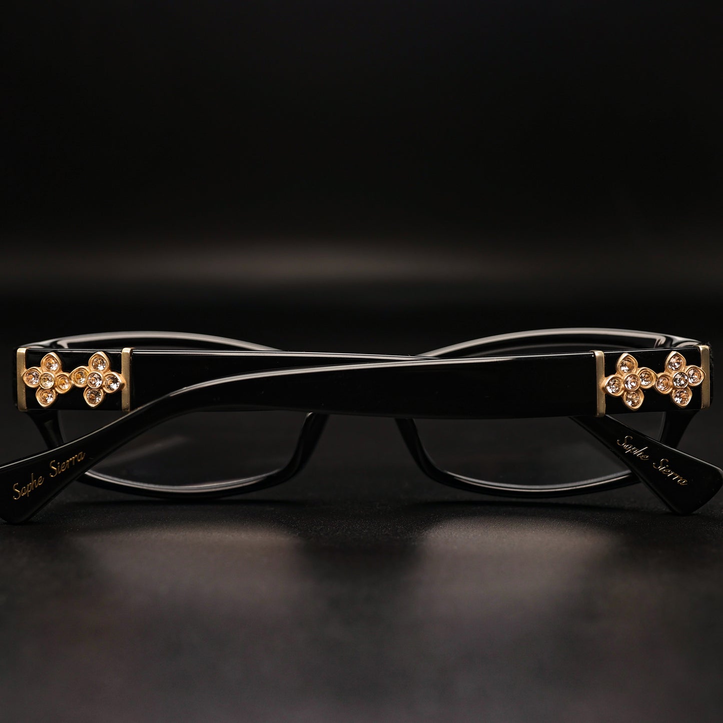Cross Floret Black (NEW ARRIVAL)